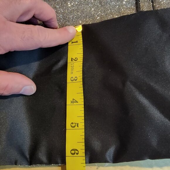 Super Cute Victoria's Secret Gold Weekender Bag - Picture 7 of 9